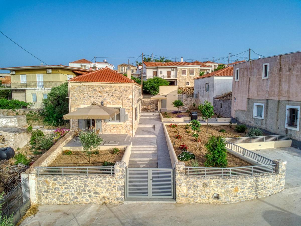 Ilida Villa