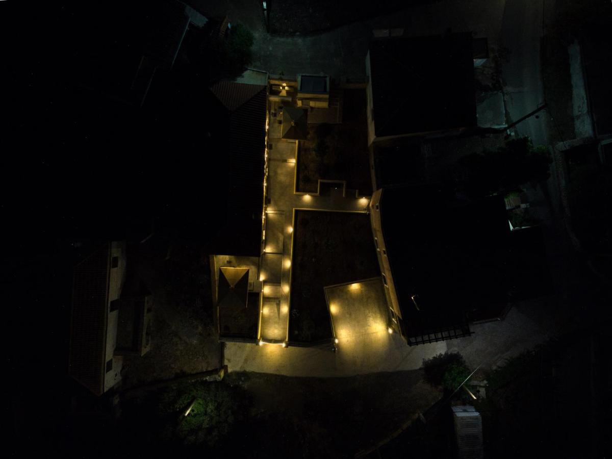 Ilida Villa
